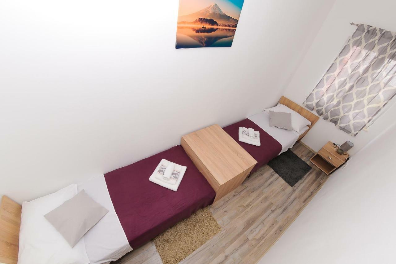 Apartment Petar Kastela Luaran gambar