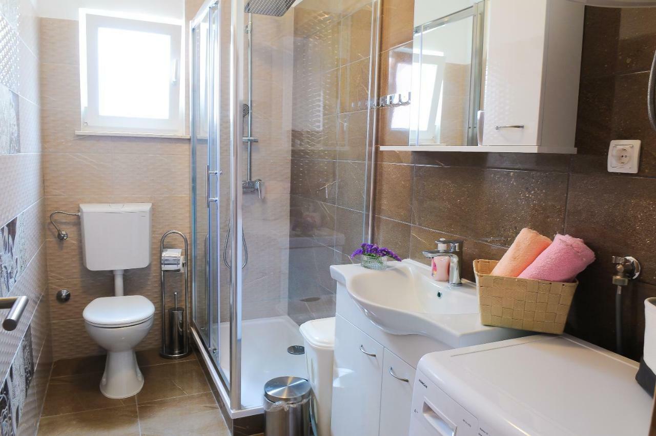 Apartment Petar Kastela Luaran gambar