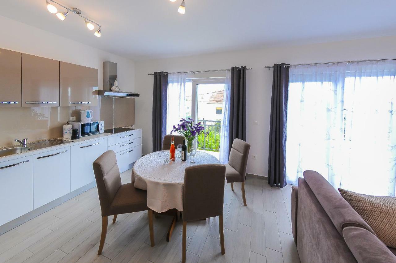 Apartment Petar Kastela Luaran gambar