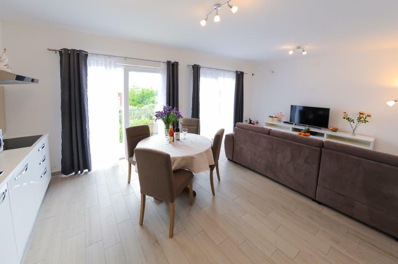 Apartment Petar Kastela Luaran gambar