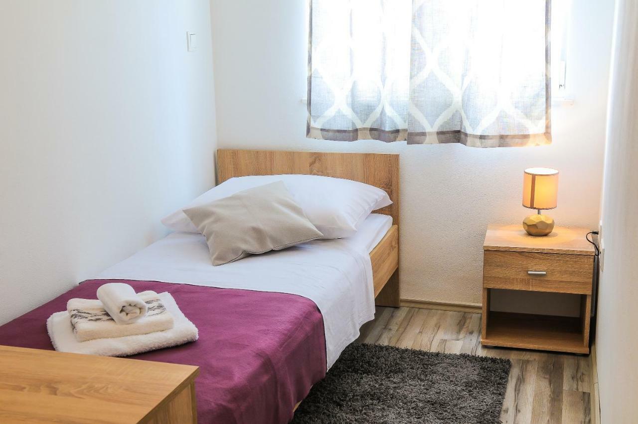 Apartment Petar Kastela Luaran gambar
